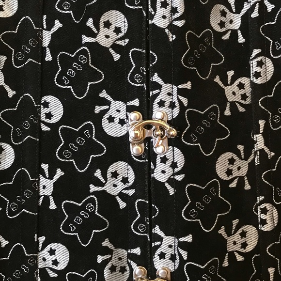 Skull Patterned Under-Bust Corset - Picture 2 of 2